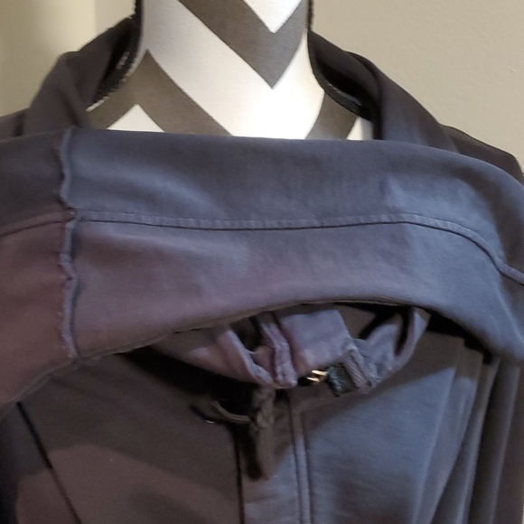 Jacket - Picture 4 of 6